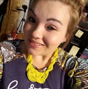 Meet your Posher, Amber